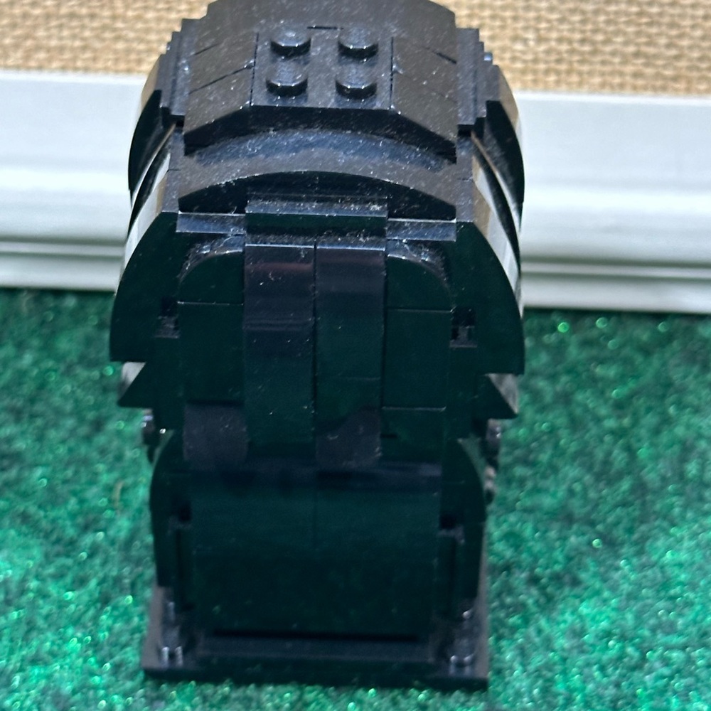Lego - Picture 2 of 2